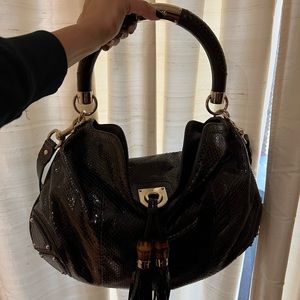 Gucci Indy hobo bag in python